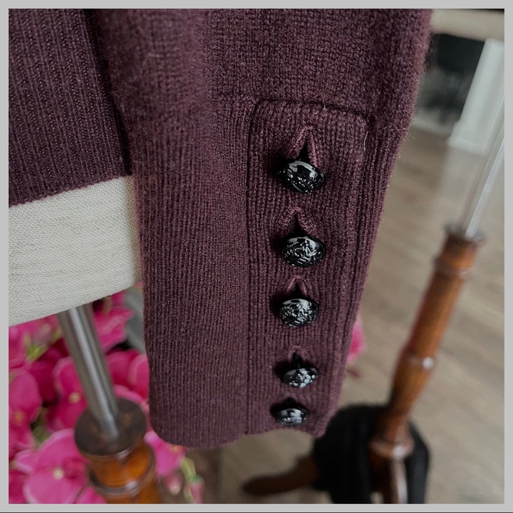 Burberry Cable Knit York Cashmere Sweater - Picture 3 of 11